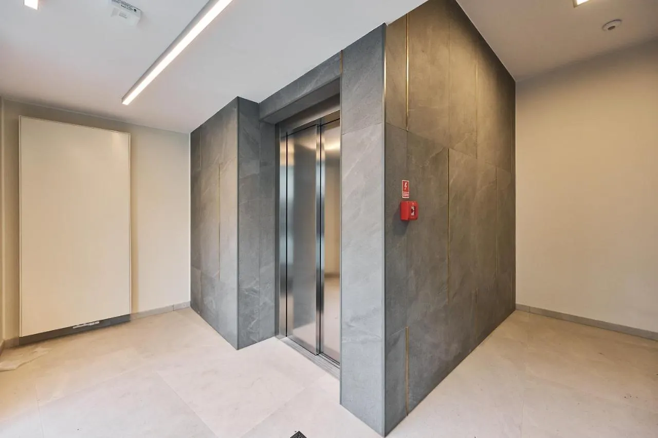 Apartment Wichrowa With Free Garage Wroclaw By Noclegi Renters